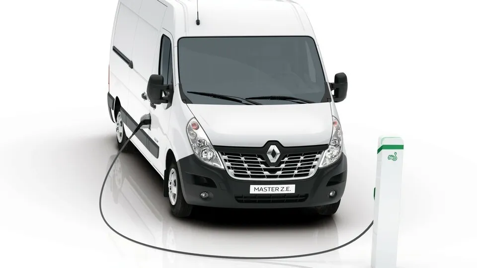 Renault elektrifiziert den Master